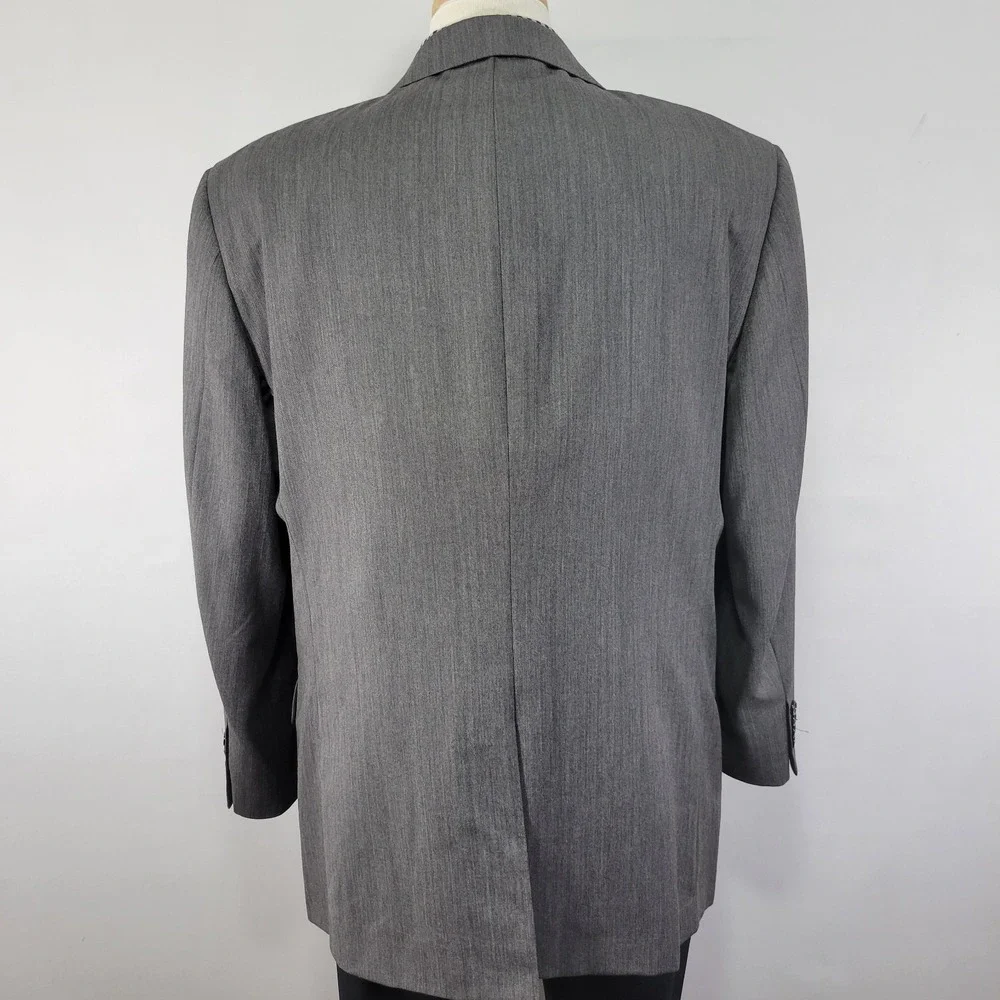 JOS A BANK Signature Mens Sport Coat Blazer Two Button Gray herringbone Wool 46R